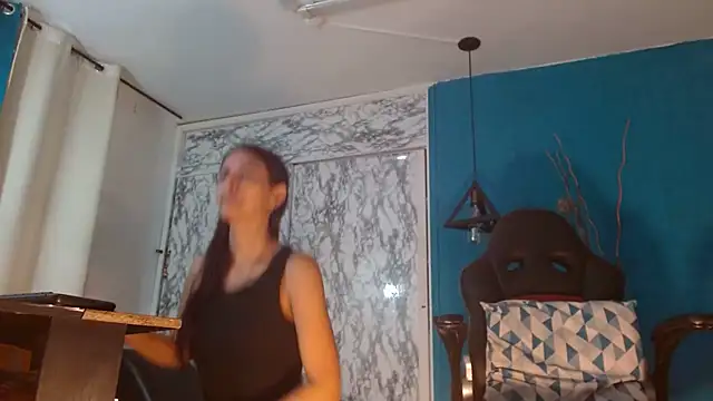 hanna mooreee online show from March 21, 2026, 7:07 pm