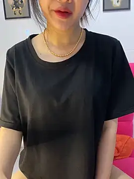 Snapshot of Sexlove_bb chatting on February 3, 2026, 7:08 pm Sexlove bb online show from February 3, 2026, 7:08 pm