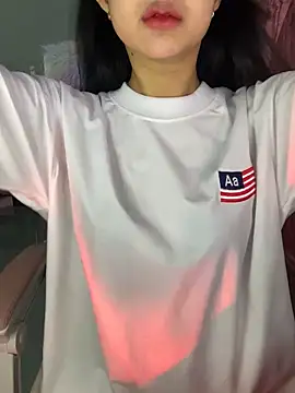 Snapshot of Sexlove_bb chatting on February 18, 2026, 8:22 am Sexlove bb online show from February 18, 2026, 8:22 am