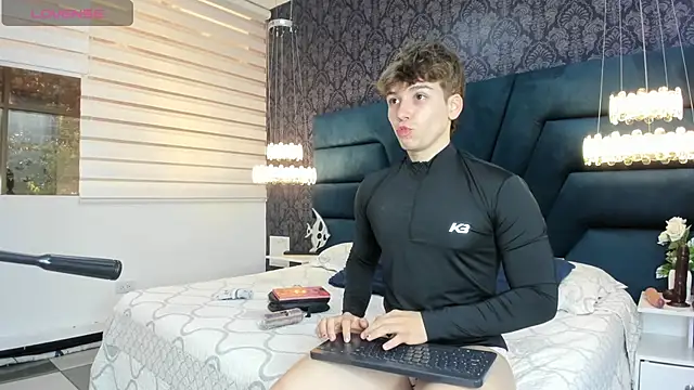 TaylerWhite online show from February 12, 2026, 11:54 am