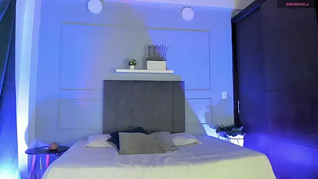 sweet tamara  online show from February 13, 2026, 12:27 pm