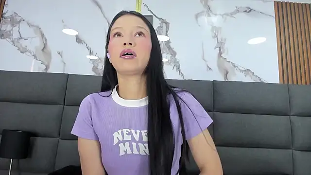 Sophie Calloway online show from March 6, 2026, 2:56 pm