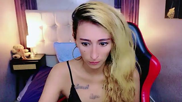 Snapshot of charlotte_phaeton chatting on June 16, 2026, 7:47 pm charlotte phaeton online show from June 16, 2026, 7:47 pm