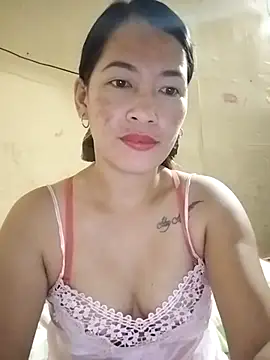 wildxxxGia online show from October 23, 2025, 5:00 pm