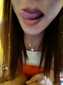 Snapshot of SweetPanayFlower chatting on February 5, 2026, 11:50 am SweetPanayFlower online show from February 5, 2026, 11:50 am