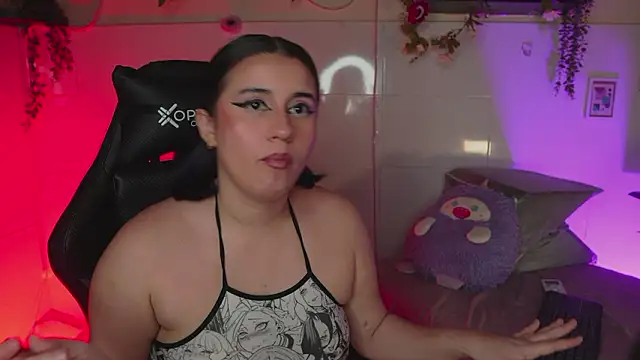 Lana Herondale online show from March 13, 2026, 4:06 am