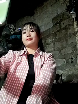 Sunyinn online show from February 25, 2026, 1:06 am