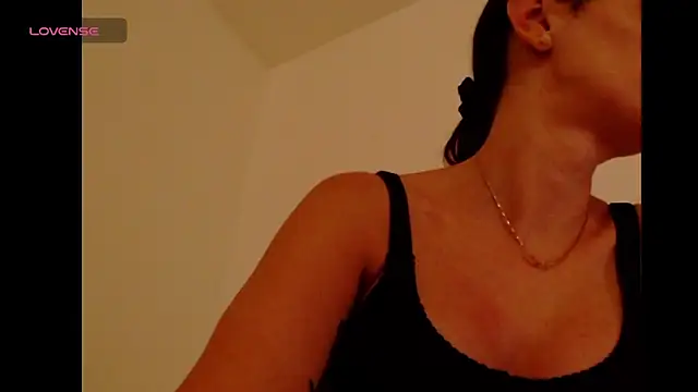 BritneyDivine online show from October 22, 2025, 7:19 am