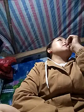 Snapshot of PhamPhung chatting on February 20, 2026, 9:33 am PhamPhung online show from February 20, 2026, 9:33 am