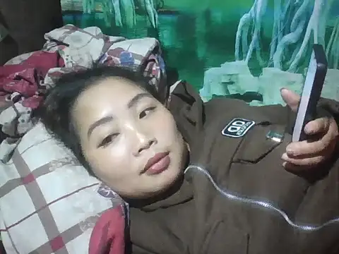 PhamPhung online show from November 10, 2025, 2:11 pm