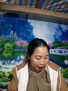 Snapshot of PhamPhung chatting on February 7, 2026, 3:25 am PhamPhung online show from February 7, 2026, 3:25 am