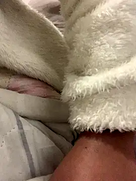 sweetcake87 online show from November 27, 2025, 10:59 am