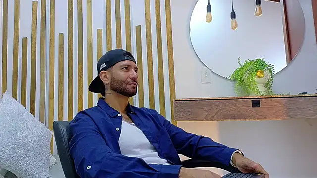 yorbymaxx online show from February 19, 2026, 1:52 pm