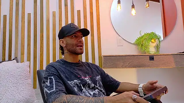 yorbymaxx online show from February 18, 2026, 1:29 pm