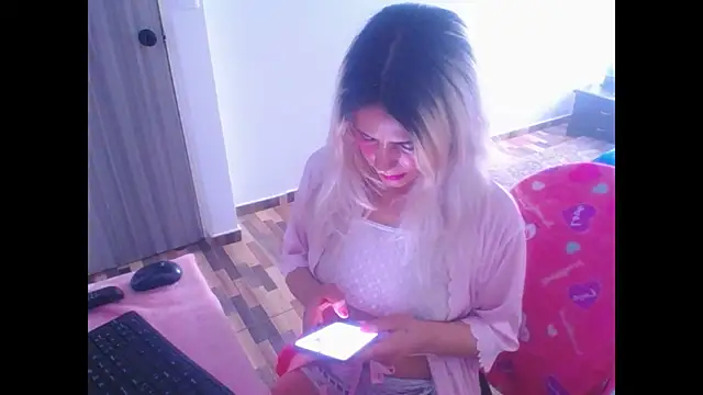 mystica 25 online show from November 5, 2025, 3:37 pm