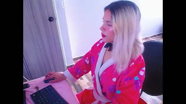 mystica 25 online show from November 1, 2025, 4:12 pm