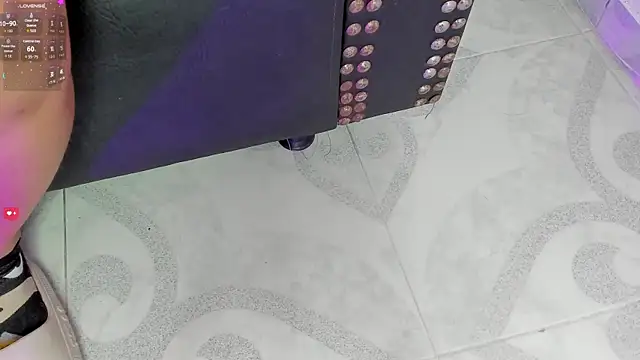 yasmin rahal online show from February 22, 2026, 1:24 pm