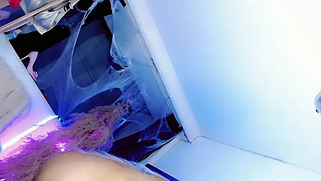 ravenous charmer online show from November 2, 2025, 8:30 am