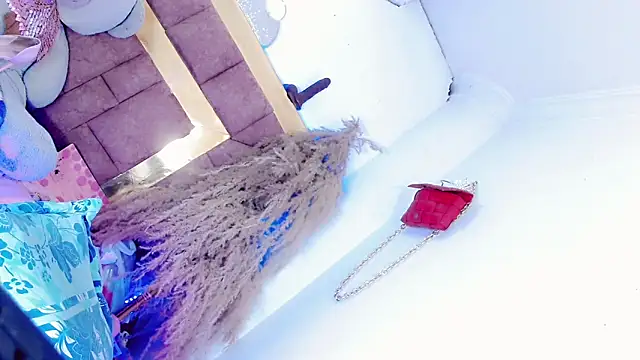 ravenous charmer online show from February 19, 2026, 12:18 am