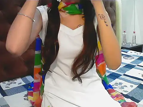 Snapshot of elize__ chatting on September 20, 2025, 9:36 am elize   online show from September 20, 2025, 9:36 am