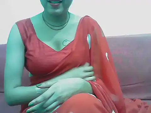 Snapshot of elize__ chatting on February 5, 2026, 1:34 am elize online show from February 5, 2026, 1:34 am