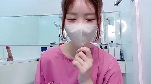 Ema o0 chan online show from July 7, 2026, 2:09 pm