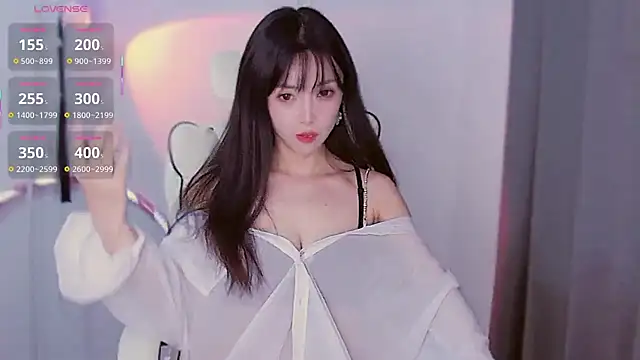 XiaoNana  online show from November 14, 2025, 9:35 am