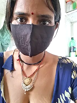 RAYI Queen 3 online show from November 6, 2025, 2:59 am