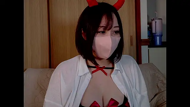 Snapshot of miyuki105 chatting on March 22, 2026, 11:45 am miyuki105 online show from March 22, 2026, 11:45 am