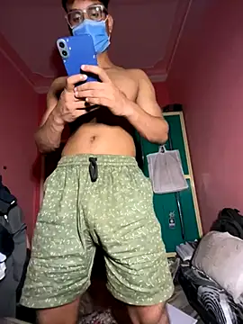 Snapshot of Mr_Cajonny0 chatting on November 5, 2025, 4:54 pm Mr Cajonny0 online show from November 5, 2025, 4:54 pm