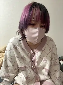 Snapshot of _nemu_ chatting on October 18, 2025, 10:28 am  nemu  online show from October 18, 2025, 10:28 am