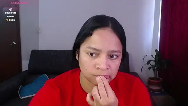 Sara cute92 online show from February 9, 2026, 5:44 pm