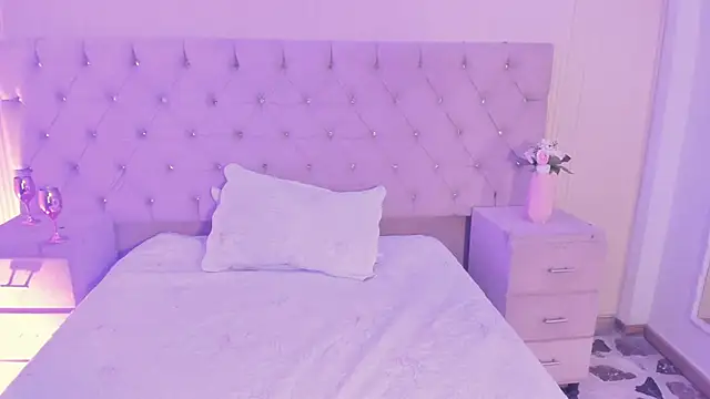 Snapshot of Maxxxine1 chatting on March 22, 2026, 6:26 am Maxxxine1 online show from March 22, 2026, 6:26 am