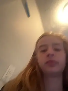 SeccySerena online show from March 1, 2026, 5:13 pm