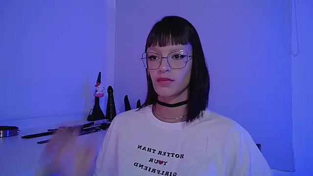 nina kink online show from October 28, 2025, 8:19 pm