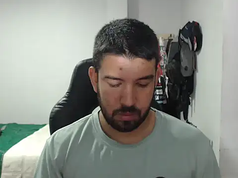 Axel11113 online show from November 25, 2025, 2:34 am