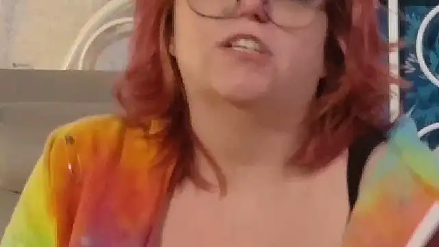 g0lden are0las89 online show from February 6, 2026, 2:51 am