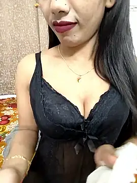 Snapshot of priya_26 chatting on October 17, 2025, 1:24 pm priya 26 online show from October 17, 2025, 1:24 pm