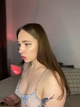 Snapshot of AlexaSpark_ chatting on September 27, 2025, 6:14 pm AlexaSpark  online show from September 27, 2025, 6:14 pm