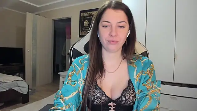 EmiLovsi online show from January 31, 2026, 8:51 pm