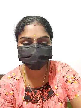 Snapshot of Tamil_Princess12 chatting on October 7, 2025, 9:32 am Tamil Princess12 online show from October 7, 2025, 9:32 am