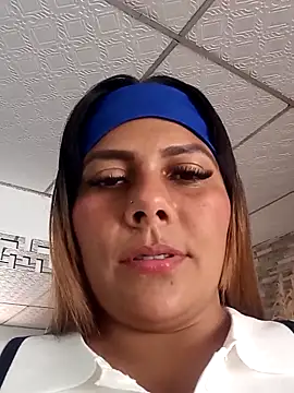 Snapshot of camila_rogue chatting on October 13, 2025, 1:34 pm camila rogue online show from October 13, 2025, 1:34 pm