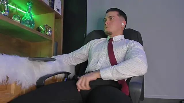 Gael williams1 online show from September 17, 2025, 6:21 pm