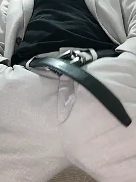 TheTurkishDelightinaSuit online show from April 20, 2026, 11:28 pm