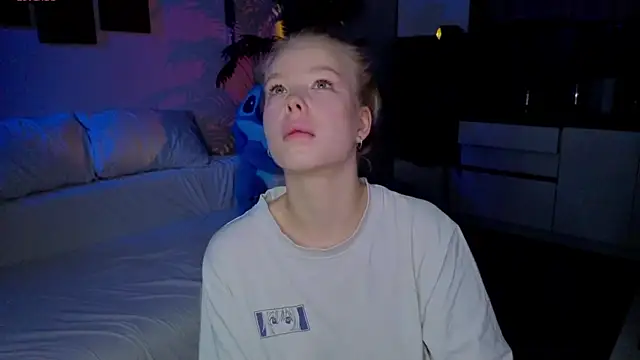 Snapshot of emilyshepar_d chatting on May 14, 2026, 1:24 am emilyshepar d online show from May 14, 2026, 1:24 am