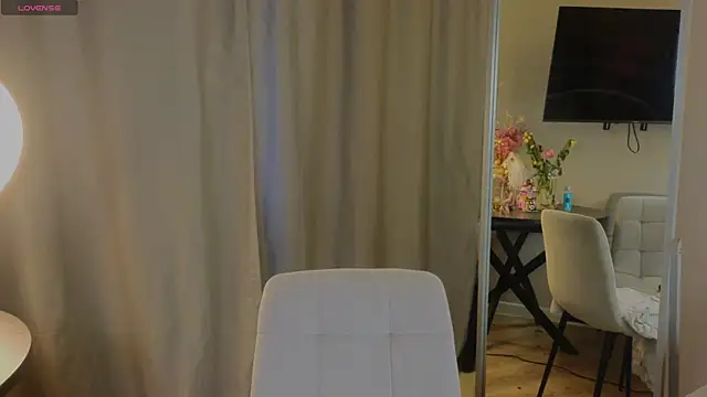 emilyshepar d online show from September 11, 2025, 2:11 am