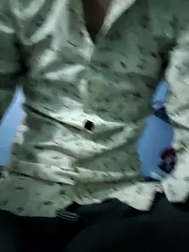 RAYI Queen 4 online show from March 20, 2026, 2:01 am