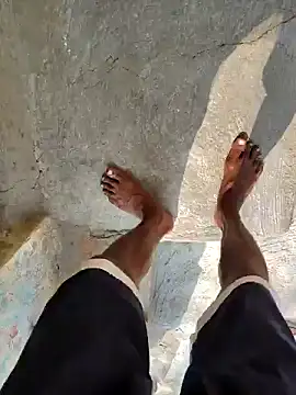 Snapshot of RAYI_Queen_4 chatting on February 3, 2026, 8:08 am RAYI Queen 4 online show from February 3, 2026, 8:08 am