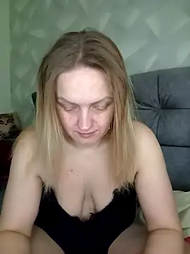 Snapshot of Ami_Foxy chatting on May 10, 2026, 6:06 am Ami Foxy online show from May 10, 2026, 6:06 am