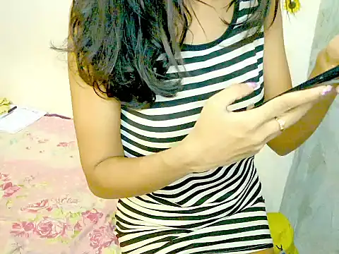 senuxxx online show from November 21, 2025, 8:13 am